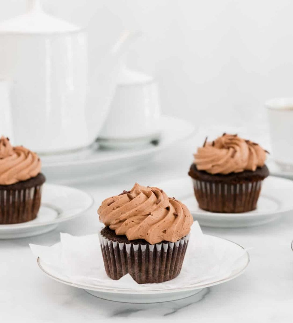 Deep, Moist, and Coffee-Infused: The Ultimate Chocolate Cupcake Recipe with Coffee – Perfected for Bazan Coffee Pairings