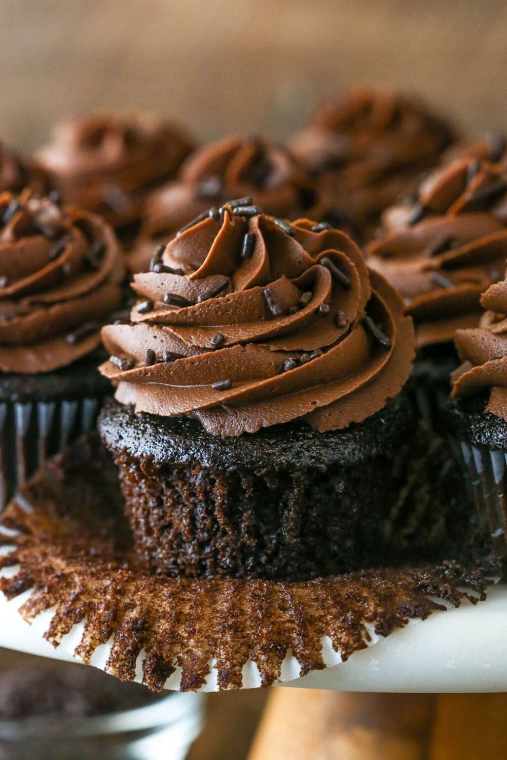 Fluffy, Fudgy, and Caffeine-Free: The Ultimate Easy Chocolate Cupcake Recipe Without Coffee