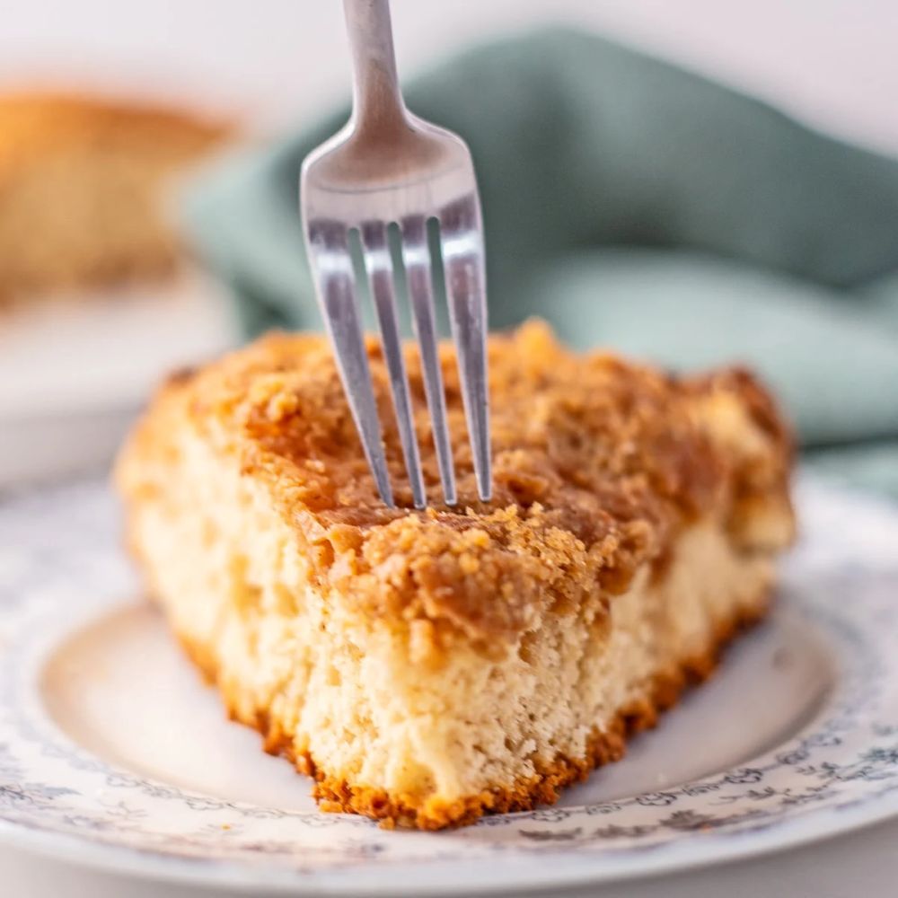 Crumb-Crowned Comfort: The Ultimate Bisquick Coffee Cake Recipe with Crumb Topping – Paired with Bazan Coffee