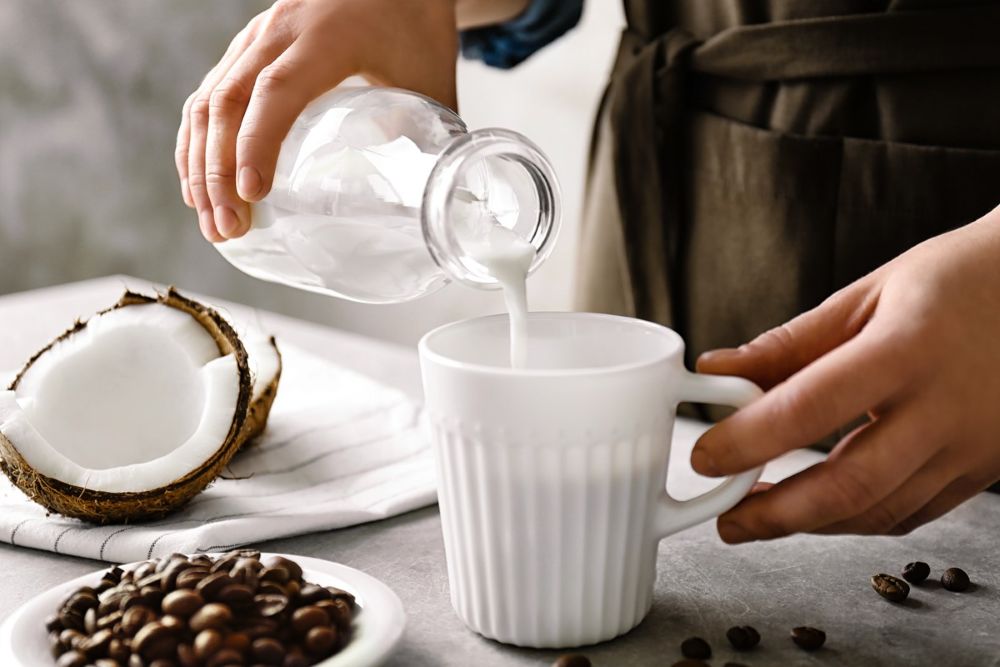 Coffee Mate Coconut Creamer: Tropical Flavor or Flavor Masking? A Specialty Coffee Review with Bazan