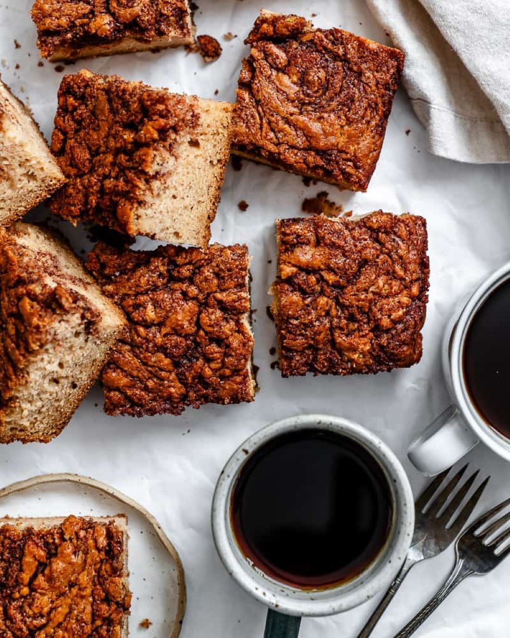 Golden Crumble, Perfect Brew: The Expert's Easy Coffee Cake Recipe with Bazan Coffee
