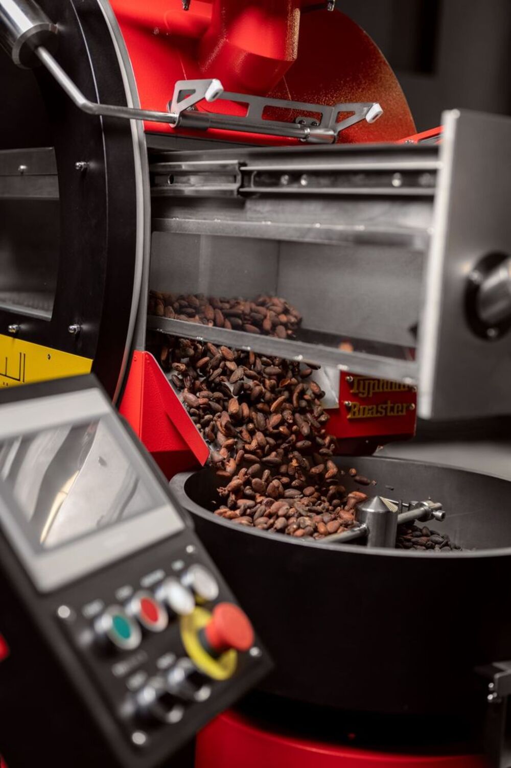 The Ultimate Guide to Home Coffee Roasters: How to Roast Café-Quality Beans at Home