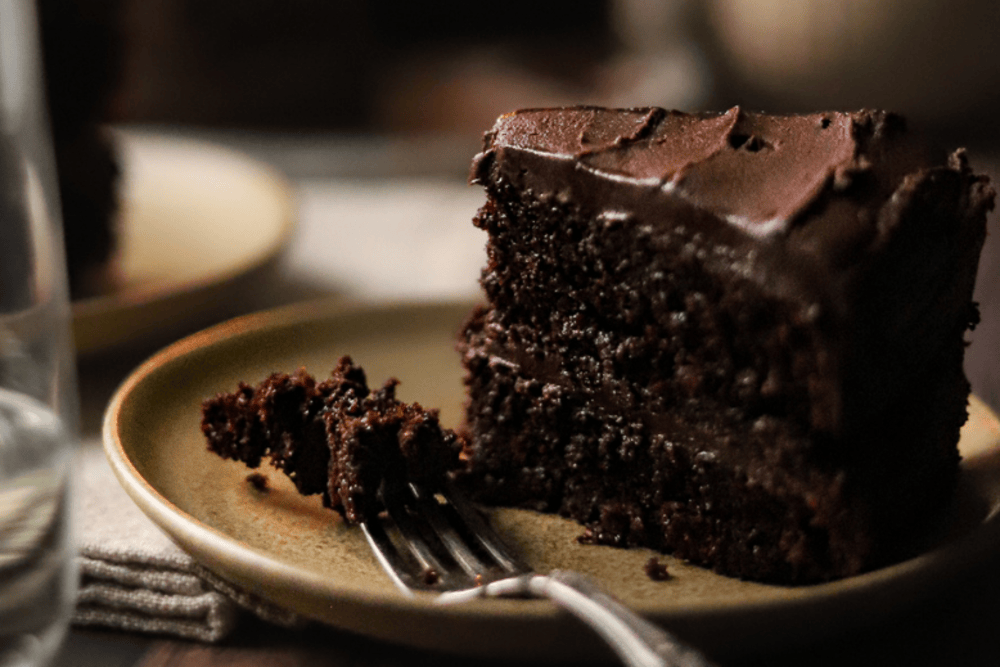 How to Make the Perfect Moist Chocolate Cake with Oil and Coffee (Moist Chocolate Cake Recipe with Oil and Coffee)